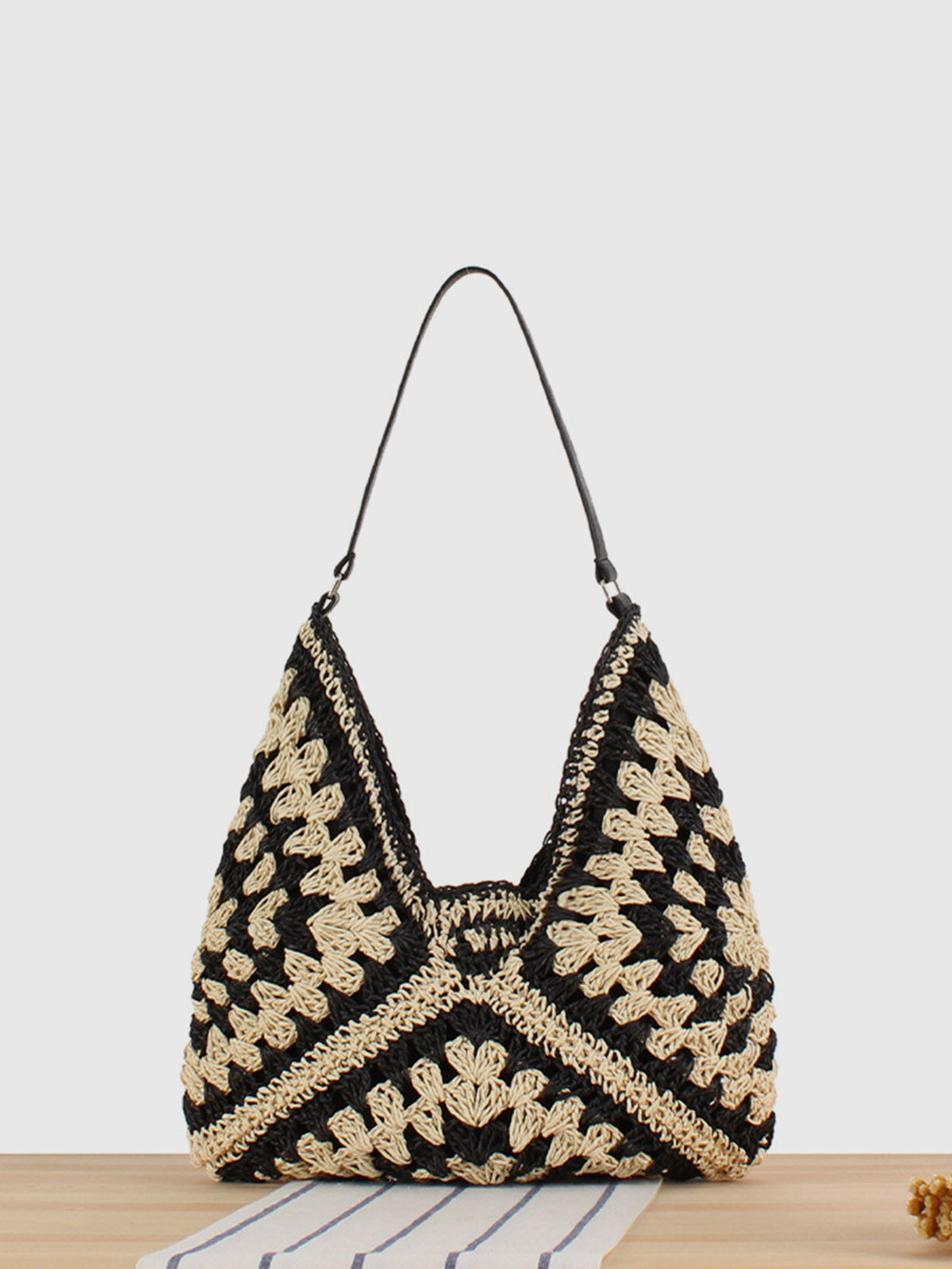 Eleanor | Women’s Crochet Shoulder Bag